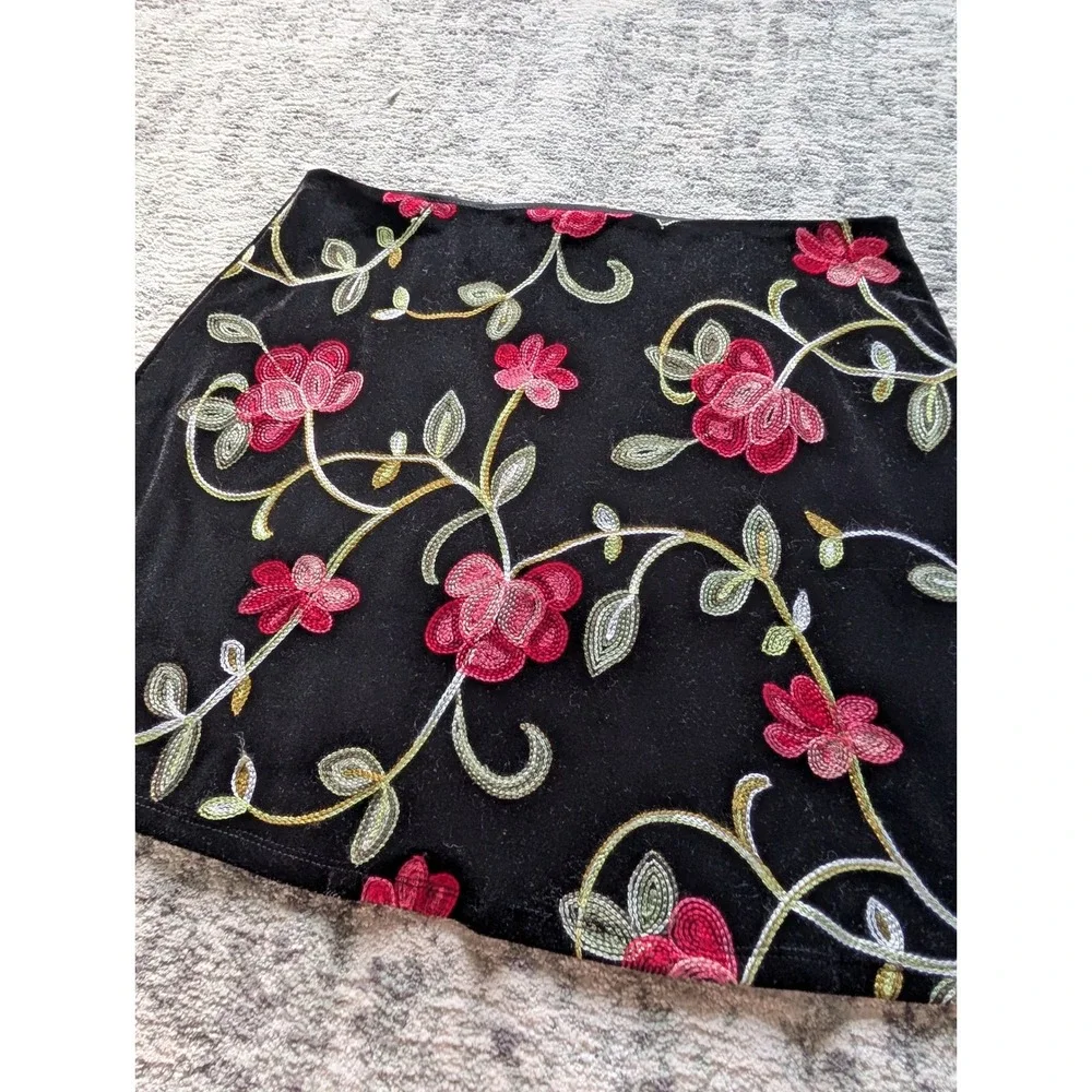 Trixxi velvet floral